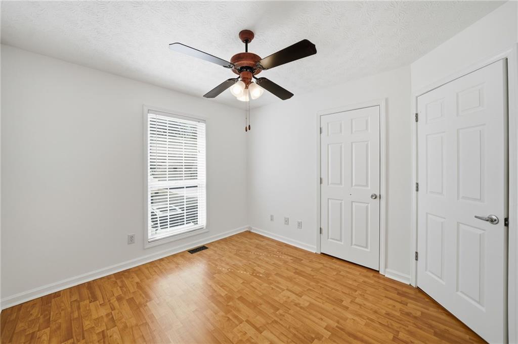 208 Park Forest Way NW