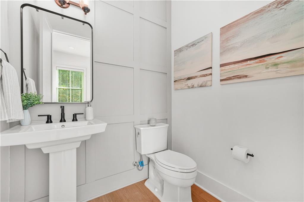 2205 Meador Avenue SE