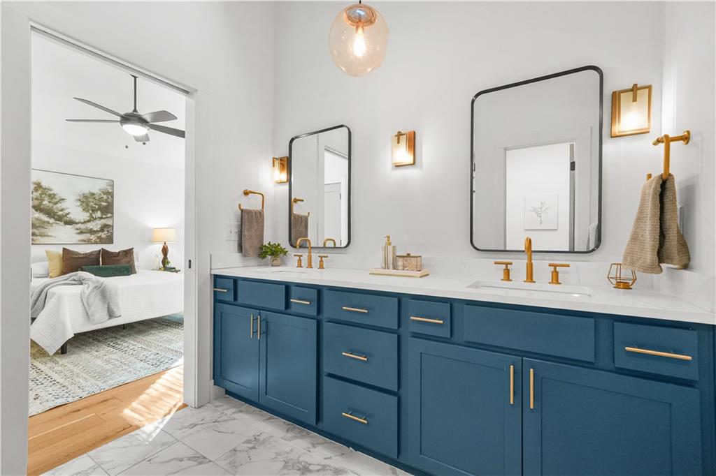 2205 Meador Avenue SE