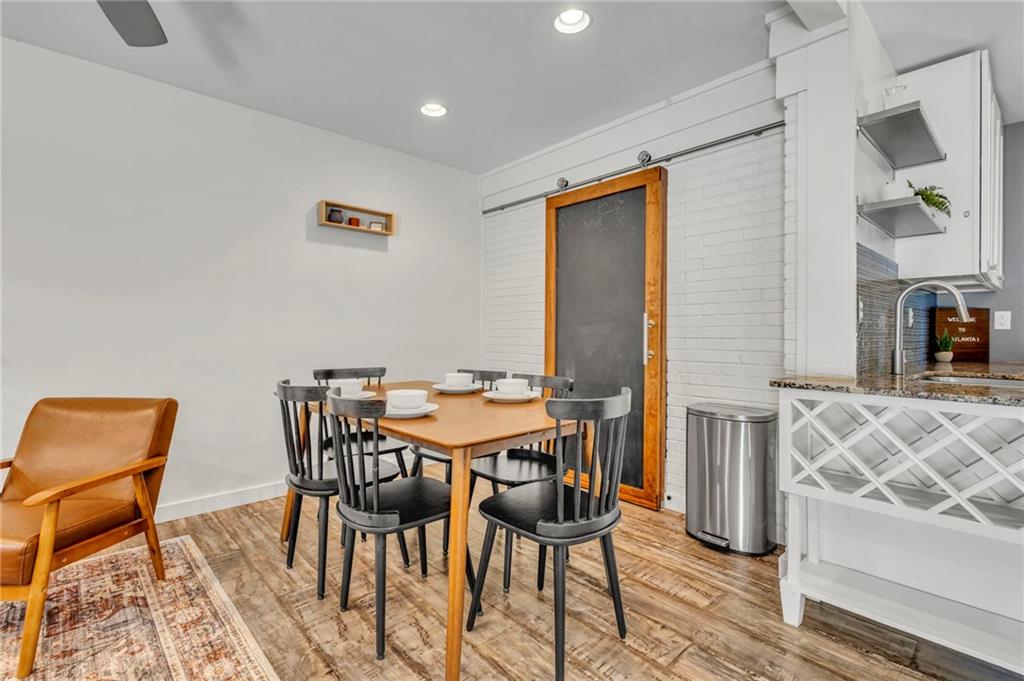 740 Custer Avenue SE