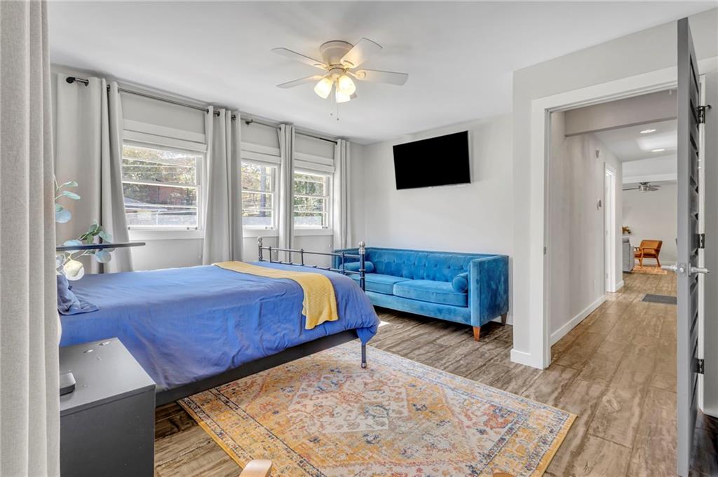 740 Custer Avenue SE