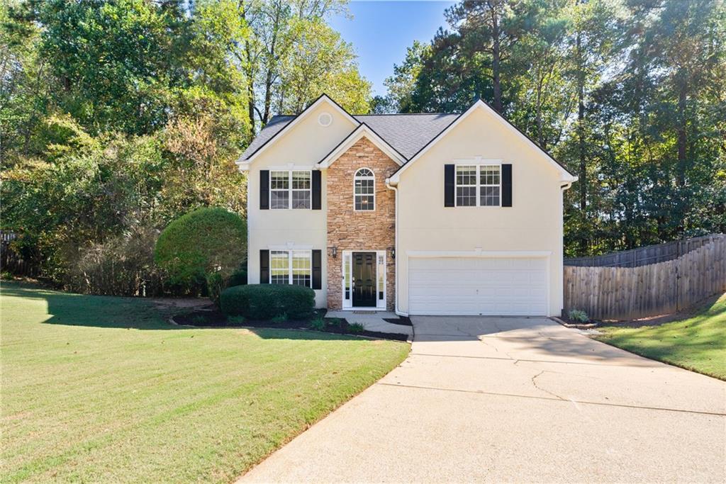 906 Wandering Vine Drive SE