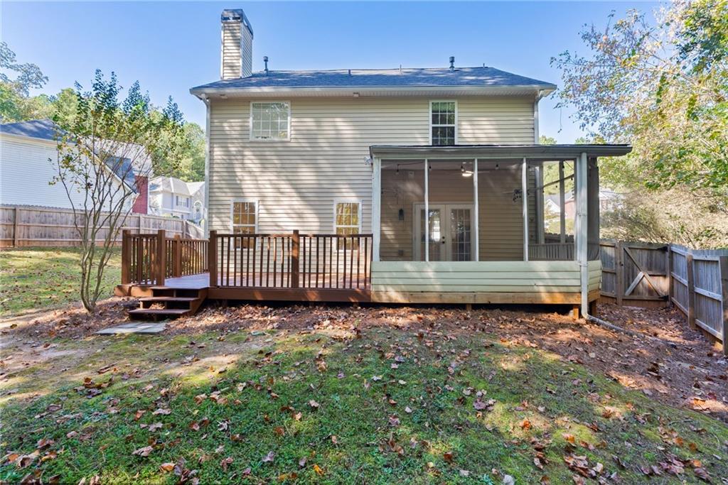 906 Wandering Vine Drive SE