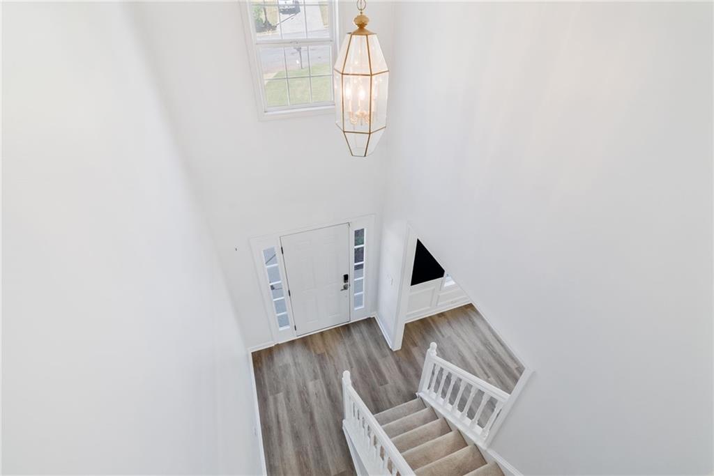 906 Wandering Vine Drive SE