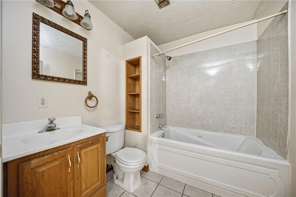 5680 Princeton Oaks Drive