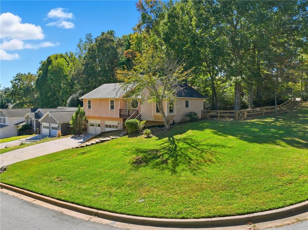 5680 Princeton Oaks Drive