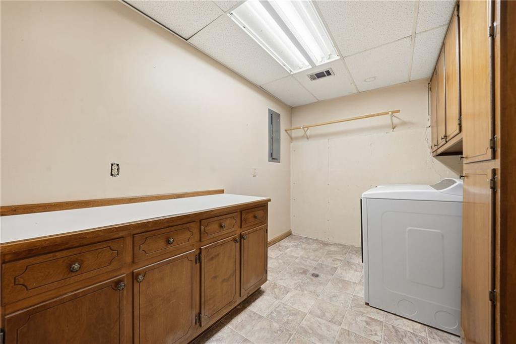 5680 Princeton Oaks Drive