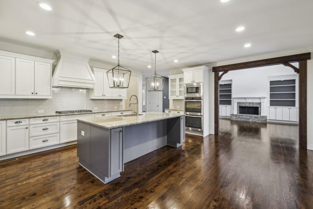 3705 Williams Point Drive