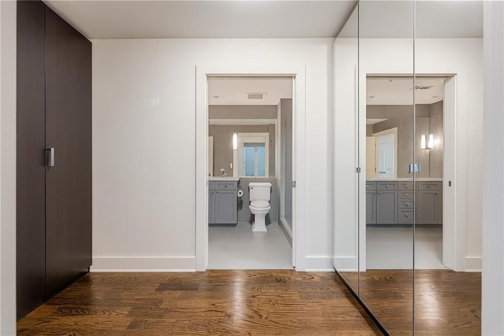 925 Garrett Street SE Unit 215