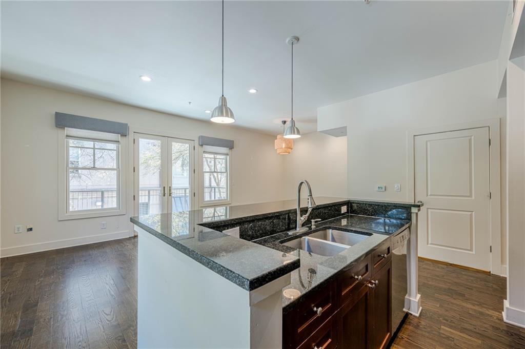 925 Garrett Street SE Unit 215