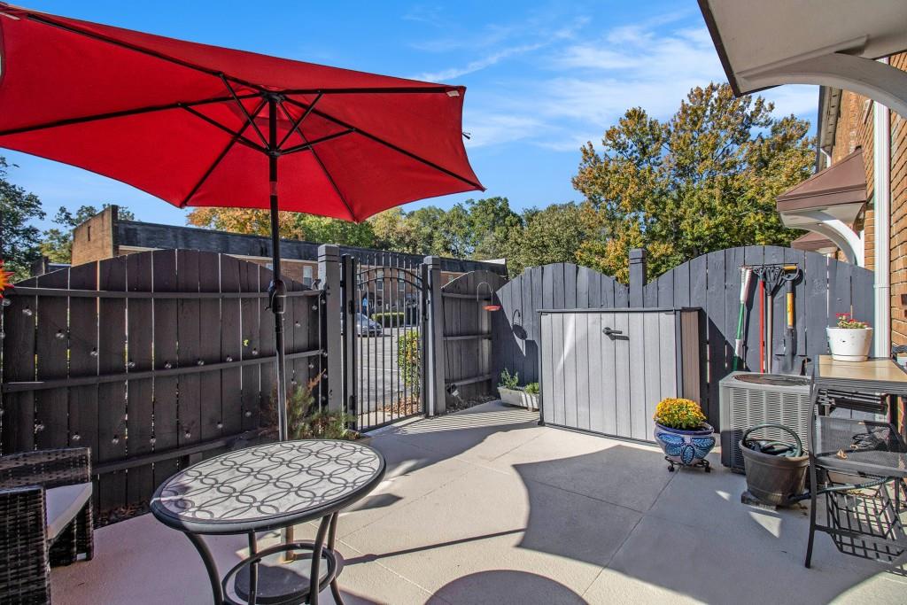 205 Winding River Drive Unit B