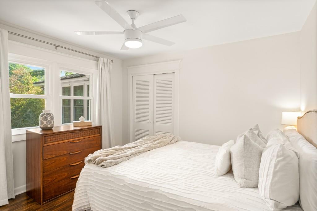 6825 Sunny Brook Lane