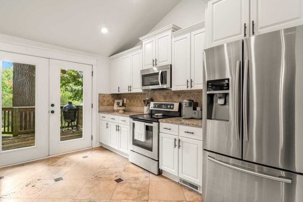 6825 Sunny Brook Lane