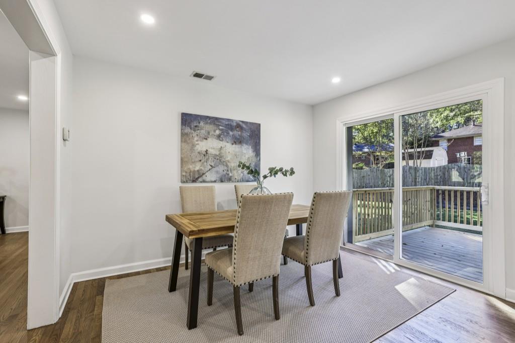 1593 Van Epps Street SE