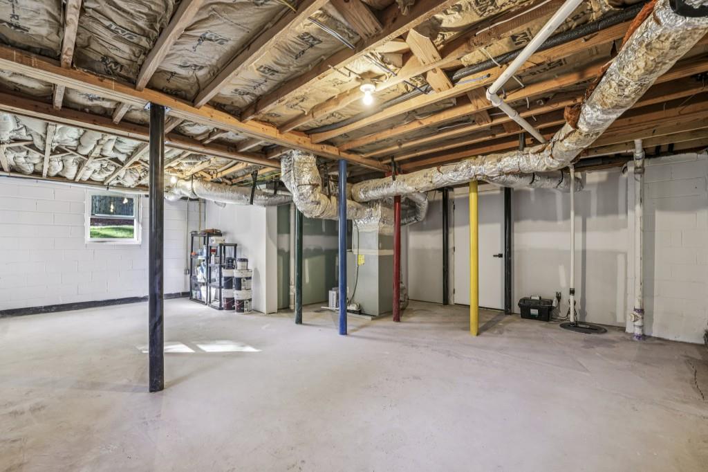 1593 Van Epps Street SE