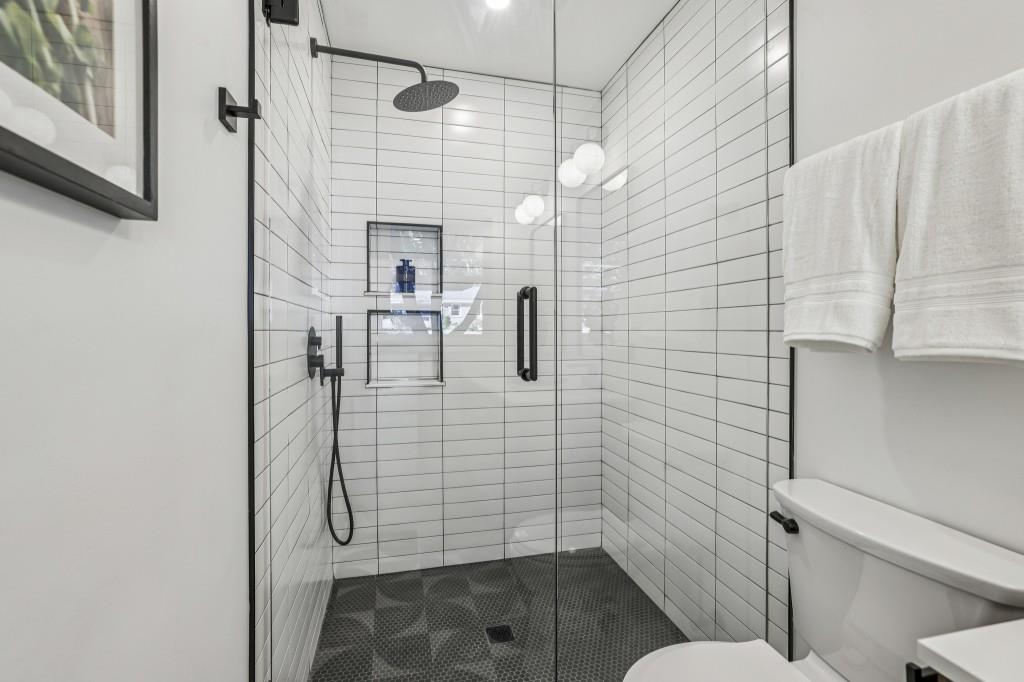 1593 Van Epps Street SE