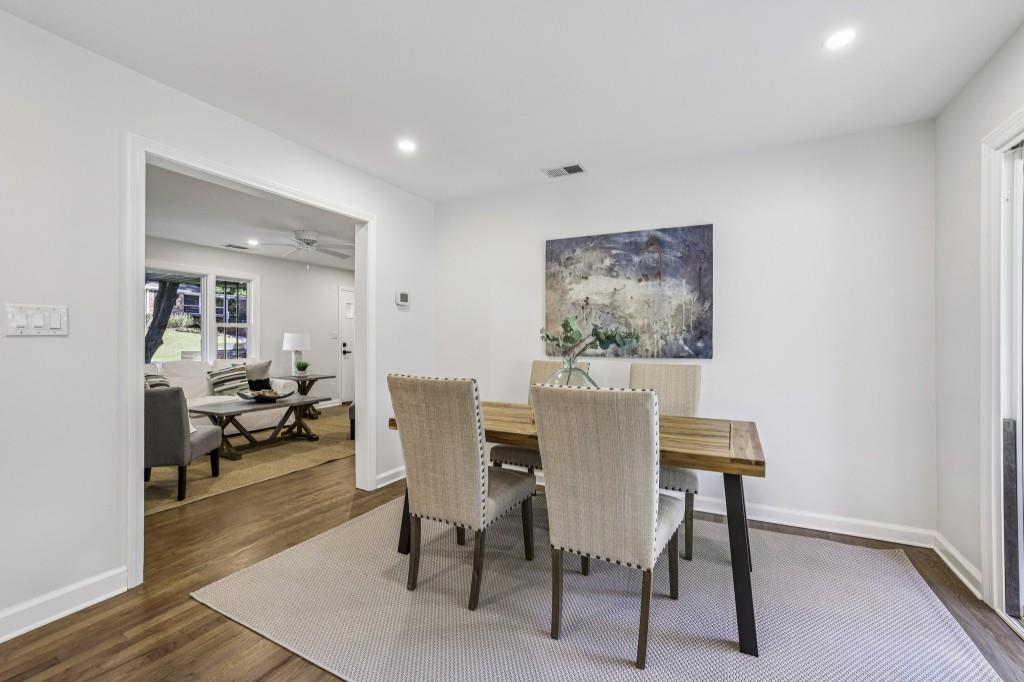 1593 Van Epps Street SE