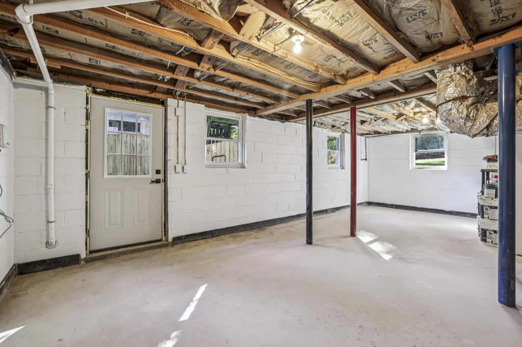 1593 Van Epps Street SE