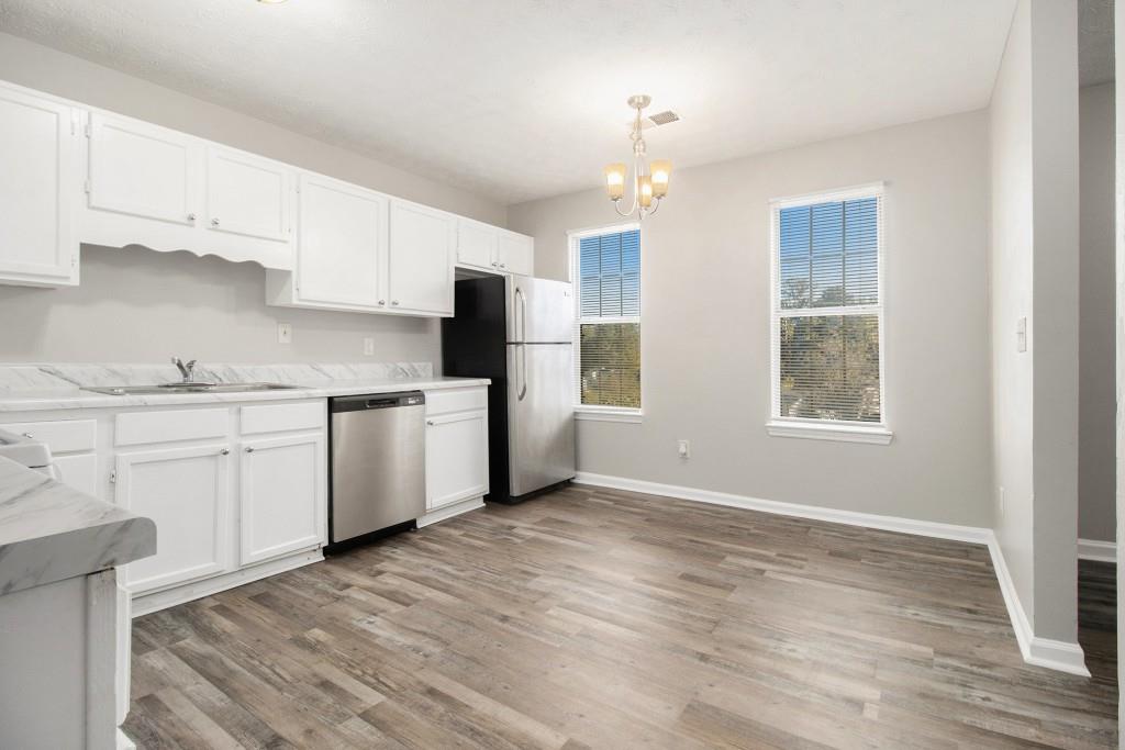 3521 Kingswood Trail