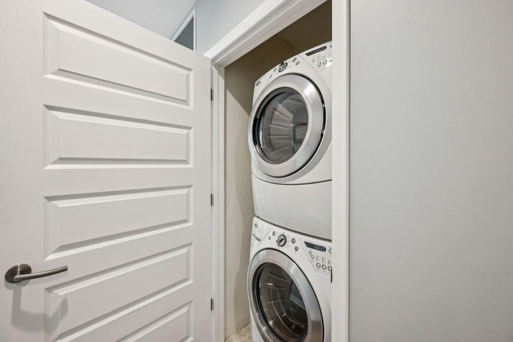 1080 Peachtree Street NE Unit 1012