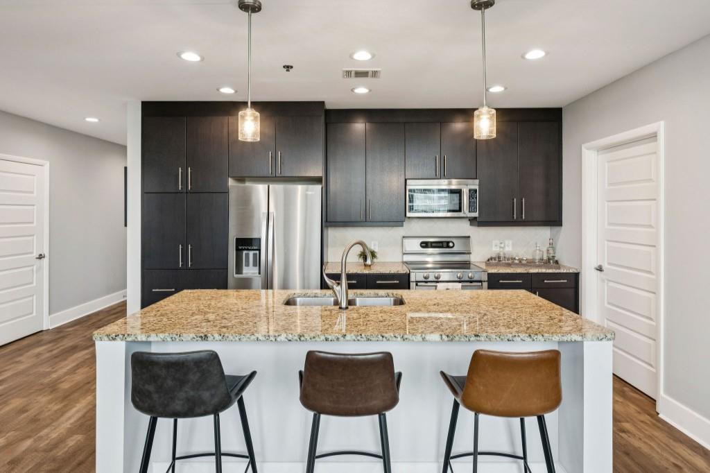 1080 Peachtree Street NE Unit 1012