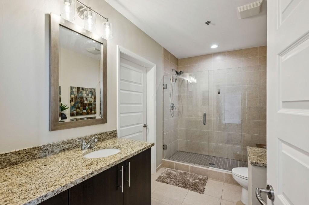 1080 Peachtree Street NE Unit 1012
