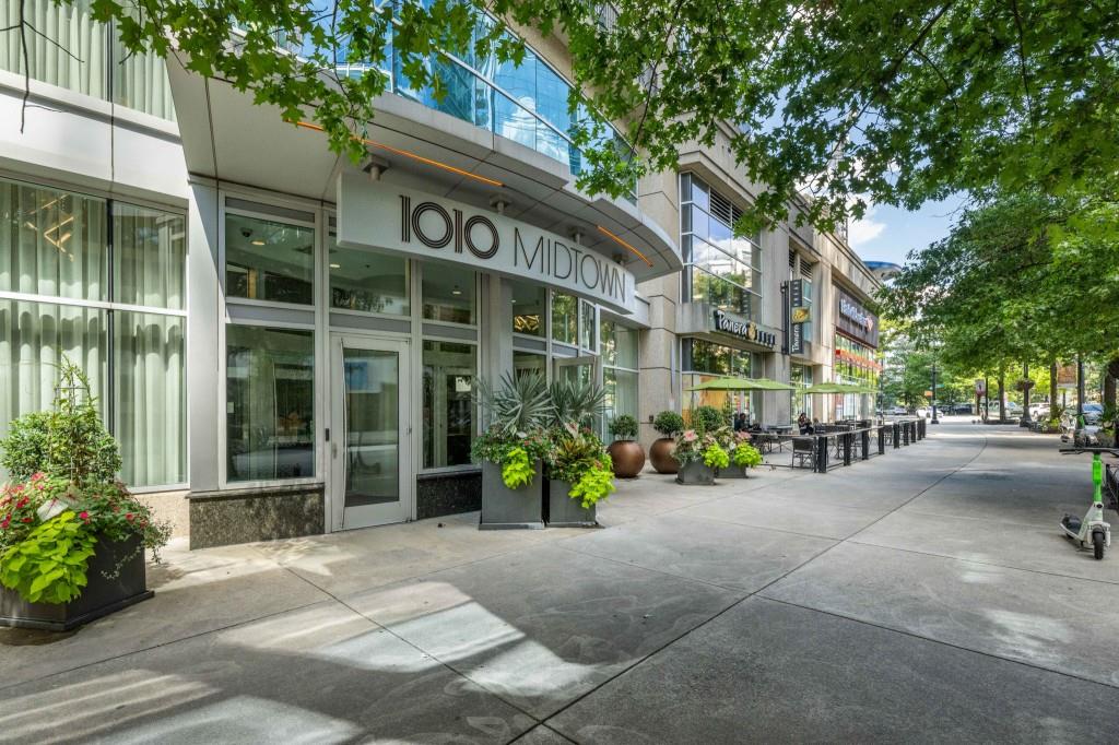 1080 Peachtree Street NE Unit 1012
