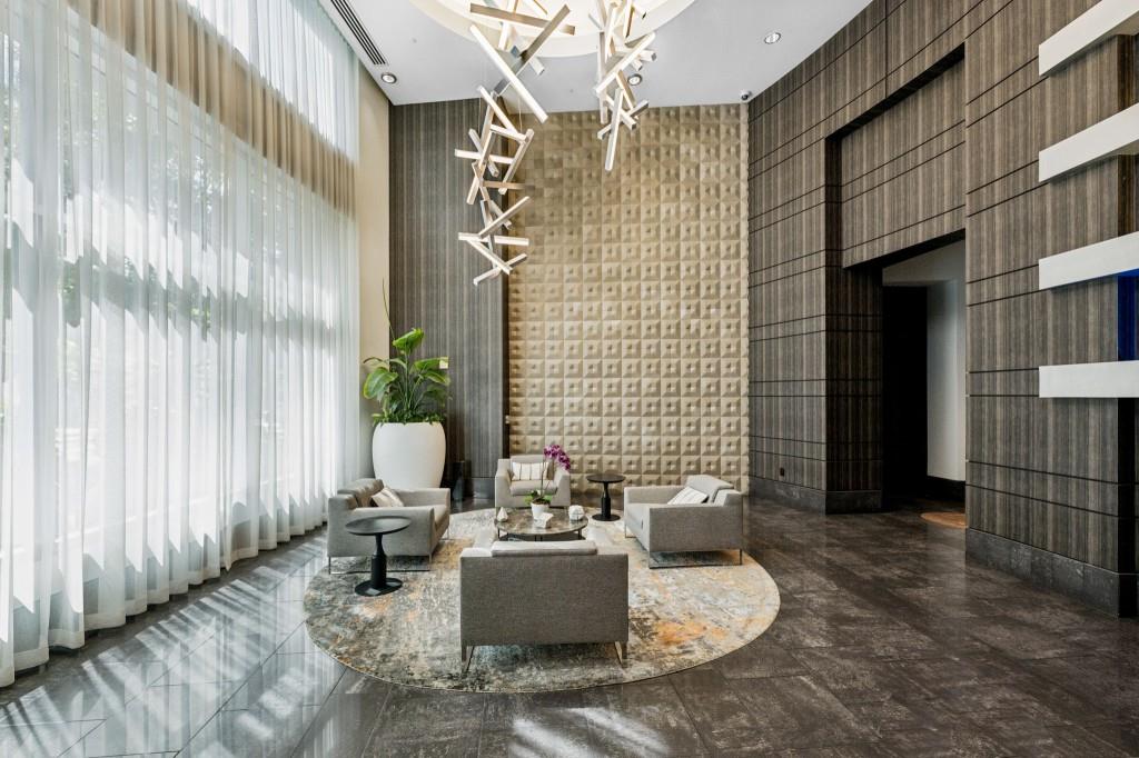 1080 Peachtree Street NE Unit 1012