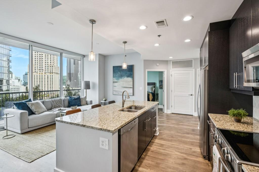 1080 Peachtree Street NE Unit 1012