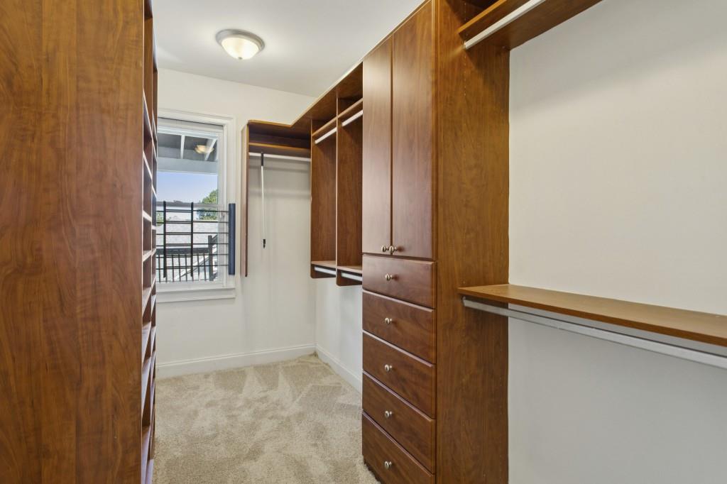 546 Highland Avenue NE