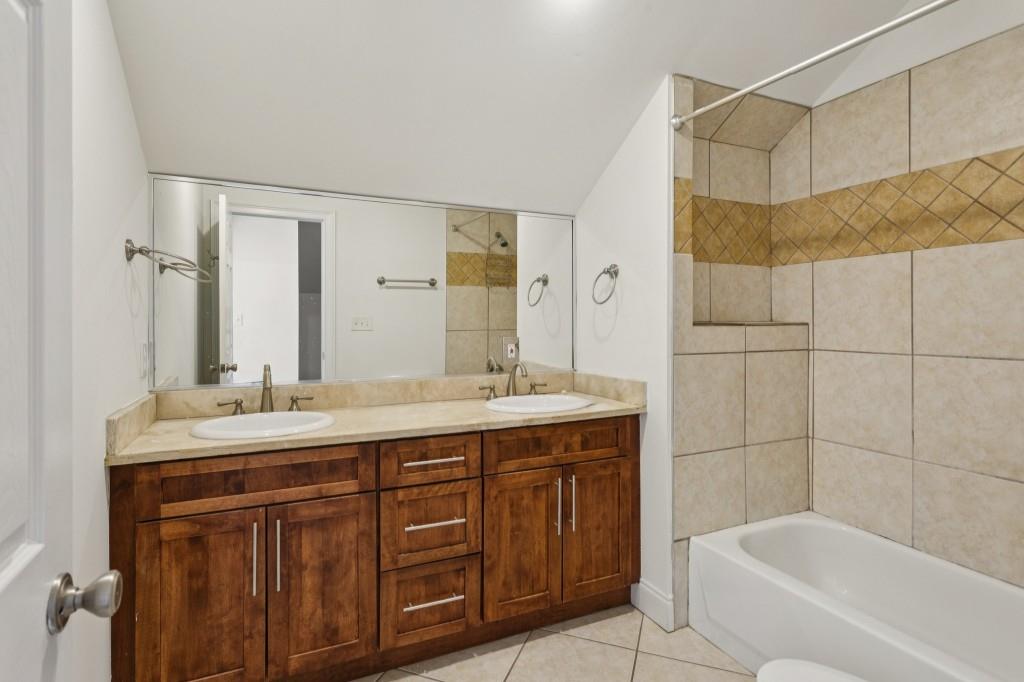 546 Highland Avenue NE