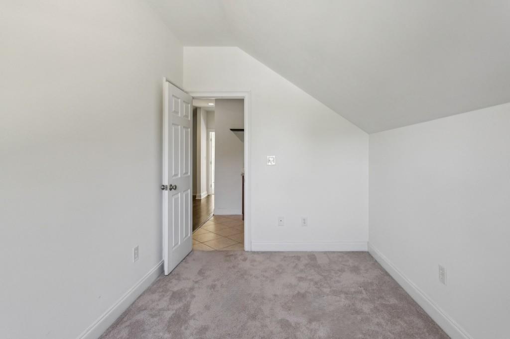 546 Highland Avenue NE