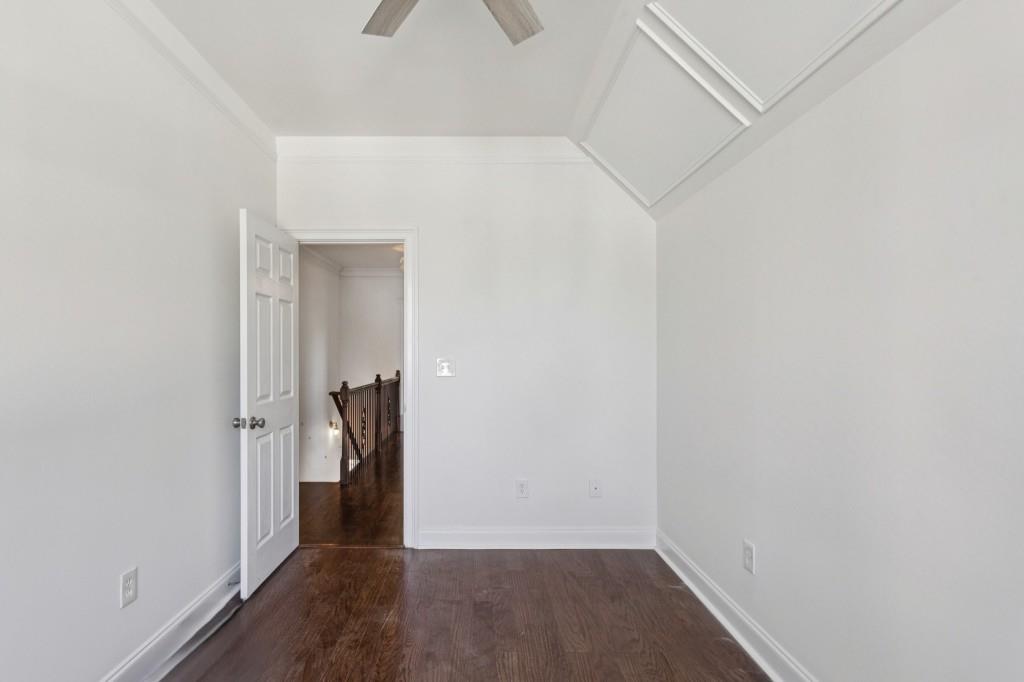 546 Highland Avenue NE