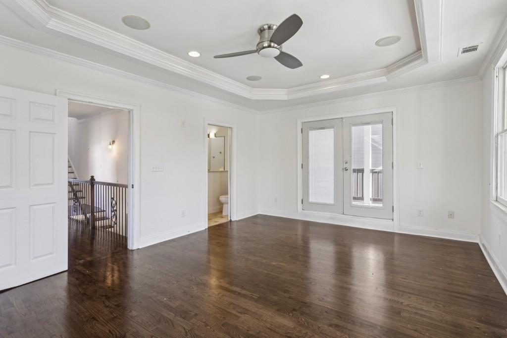 546 Highland Avenue NE