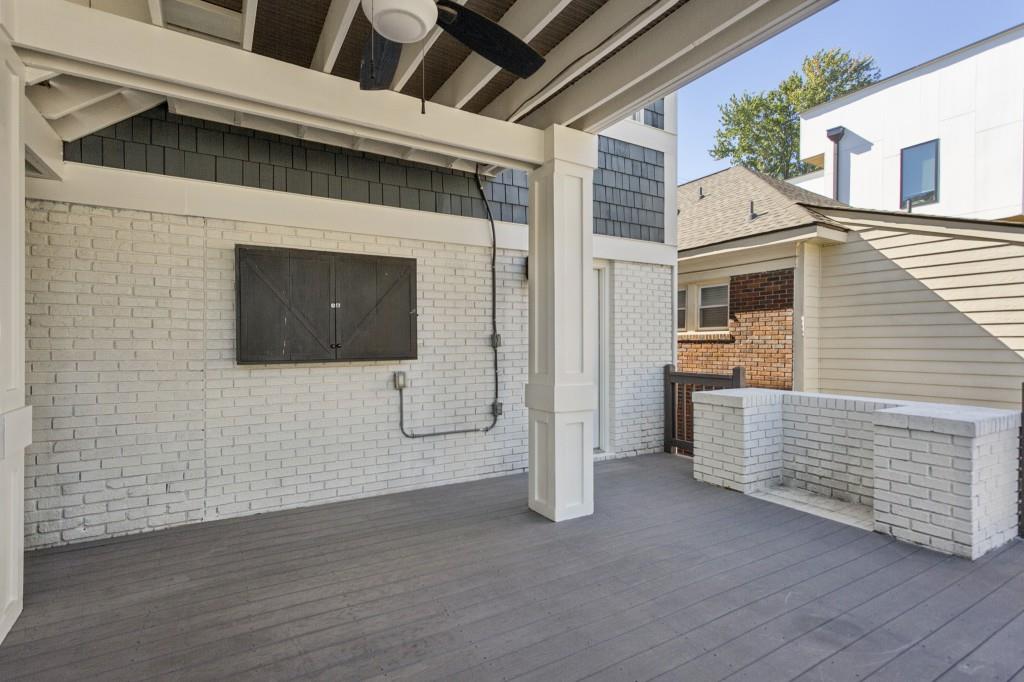 546 Highland Avenue NE