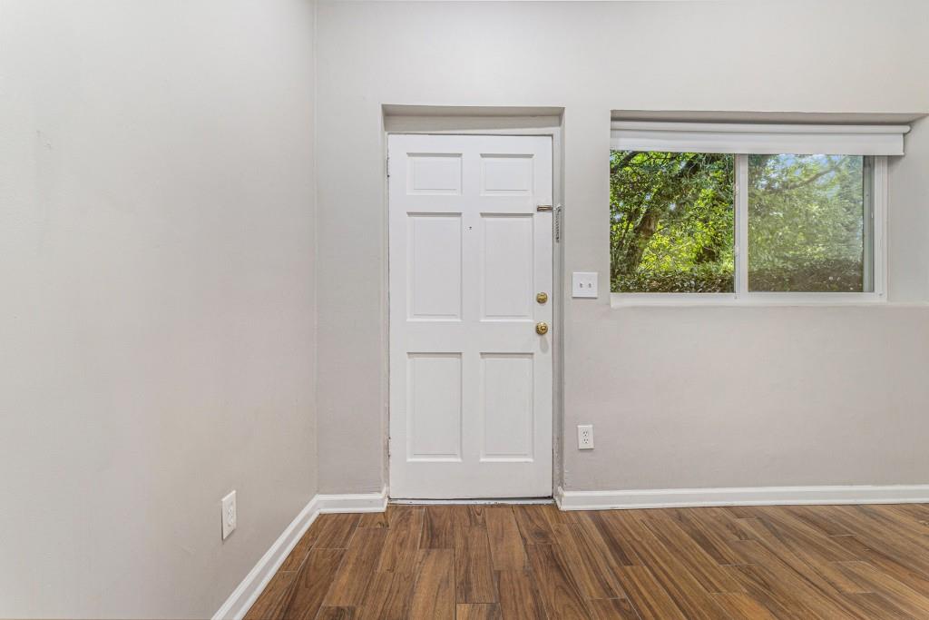 343 8th Street NE Unit T2