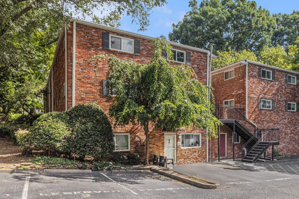 343 8th Street NE Unit T2