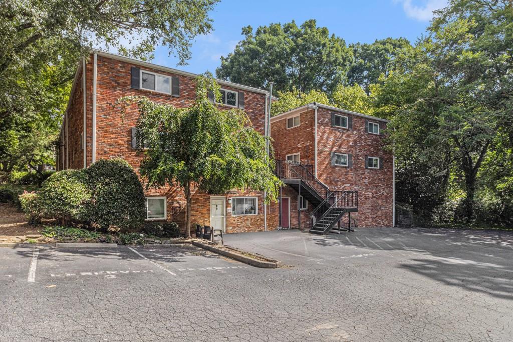 343 8th Street NE Unit T2