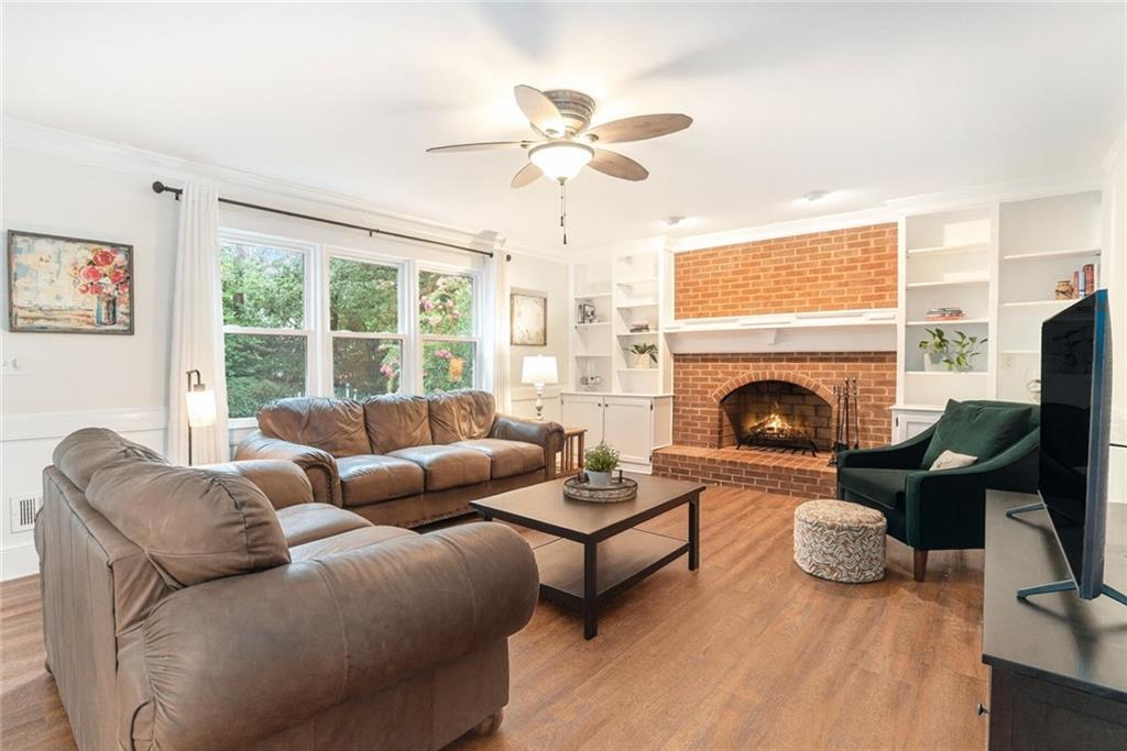 5041 Bainbridge Court