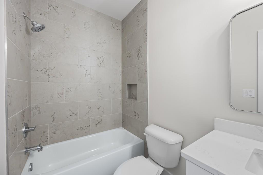 1301 Grayson Pointe Drive