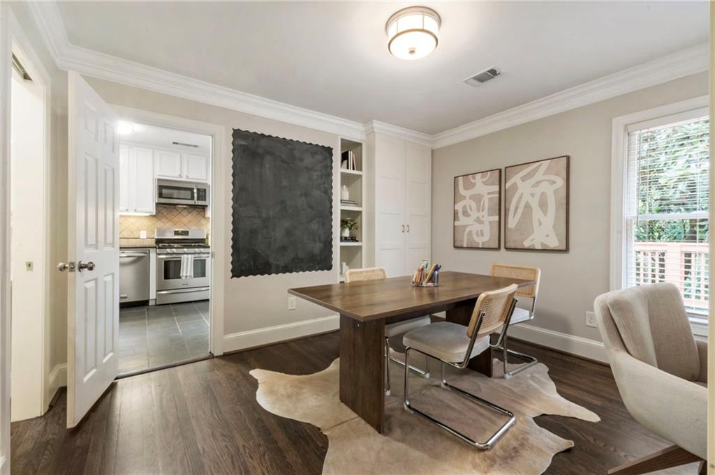 817 Highland Terrace NE