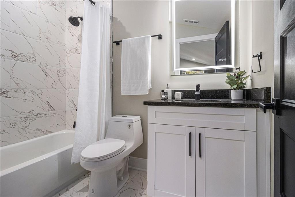 608 S Evelyn Place NW