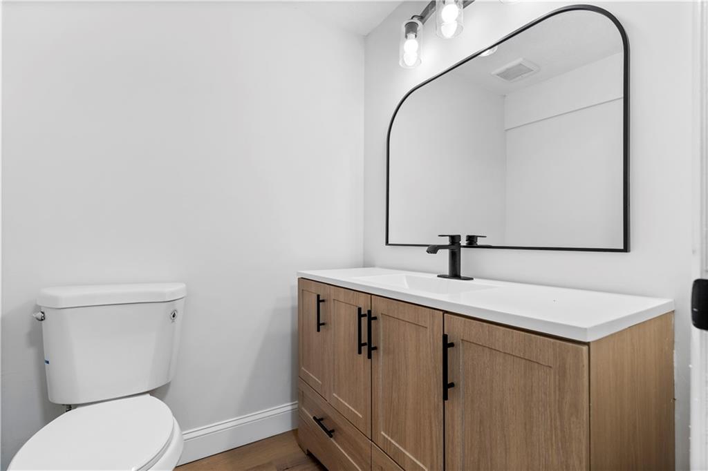 5760 Windermere Court