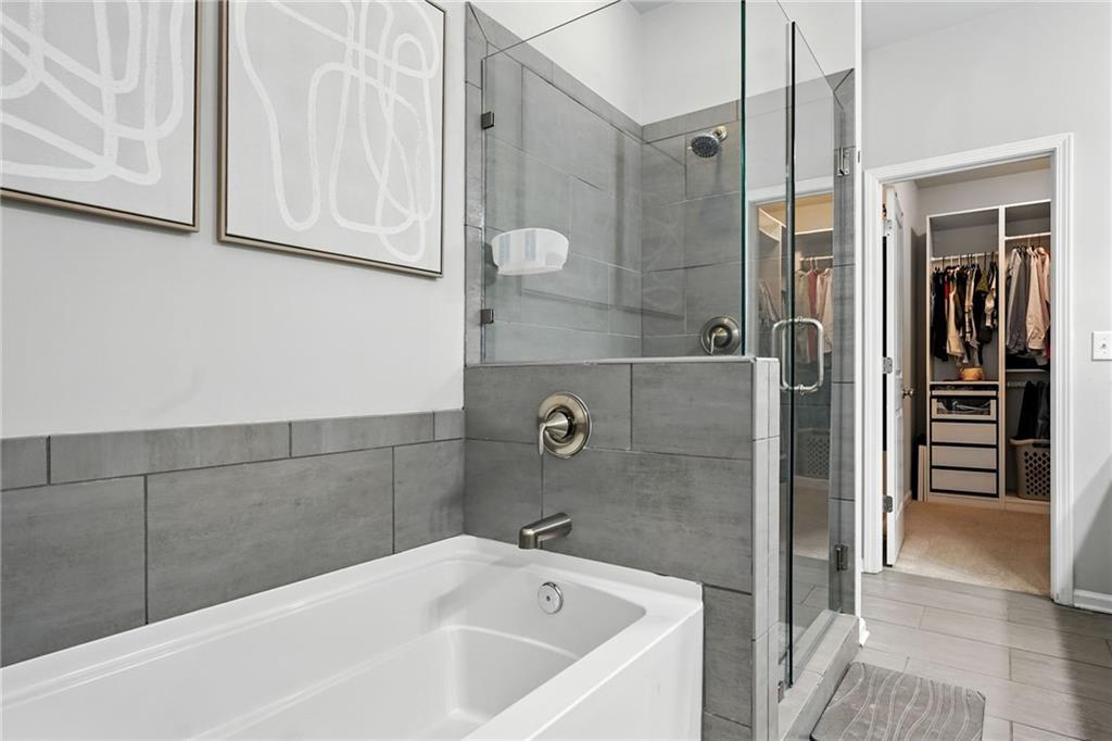 2441 Norwood Park Crossing