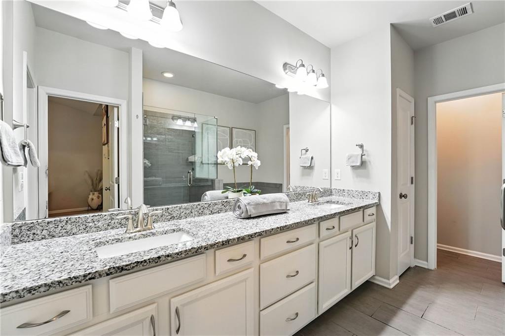 2441 Norwood Park Crossing