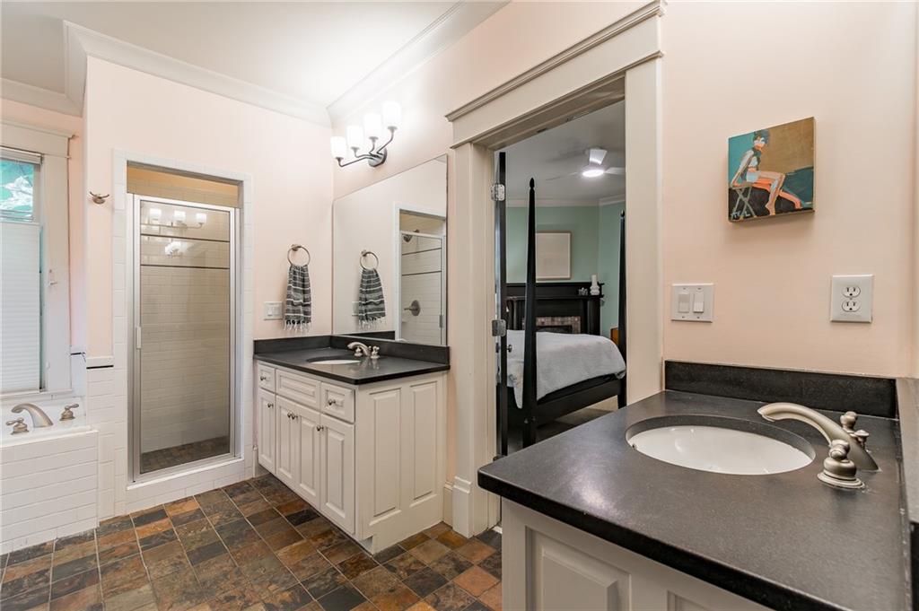 495 Greenwood Avenue NE