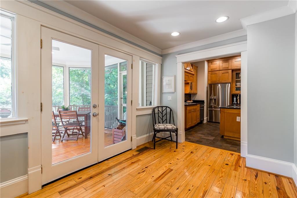 495 Greenwood Avenue NE