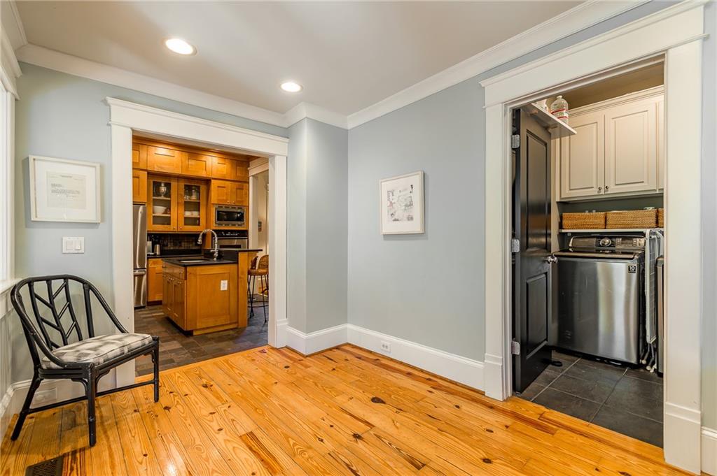 495 Greenwood Avenue NE