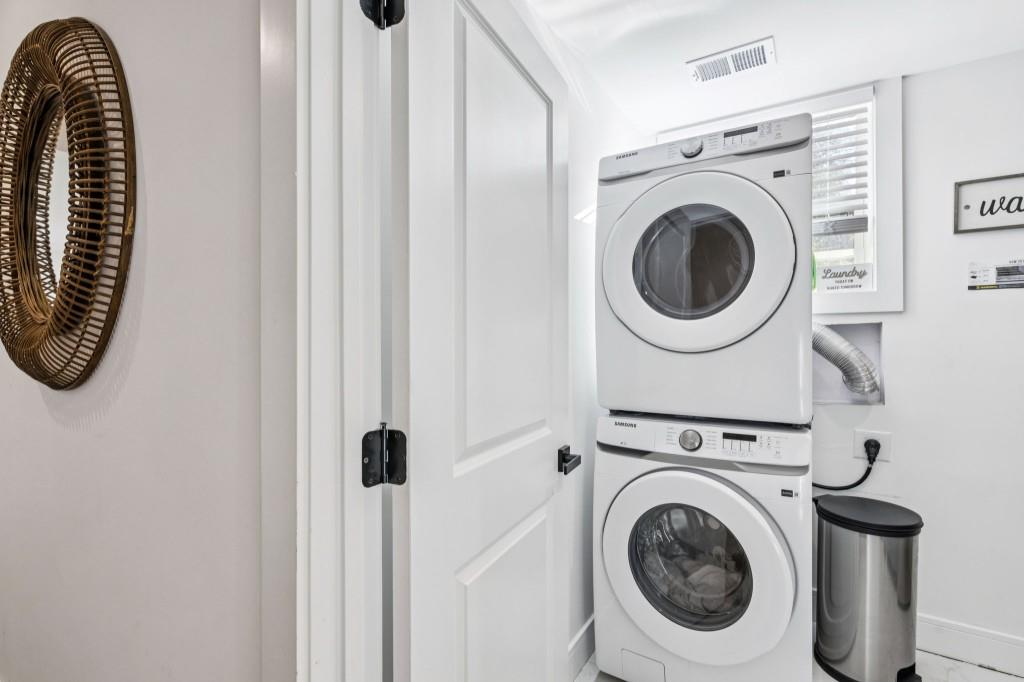 2432 Kelly Lake Drive