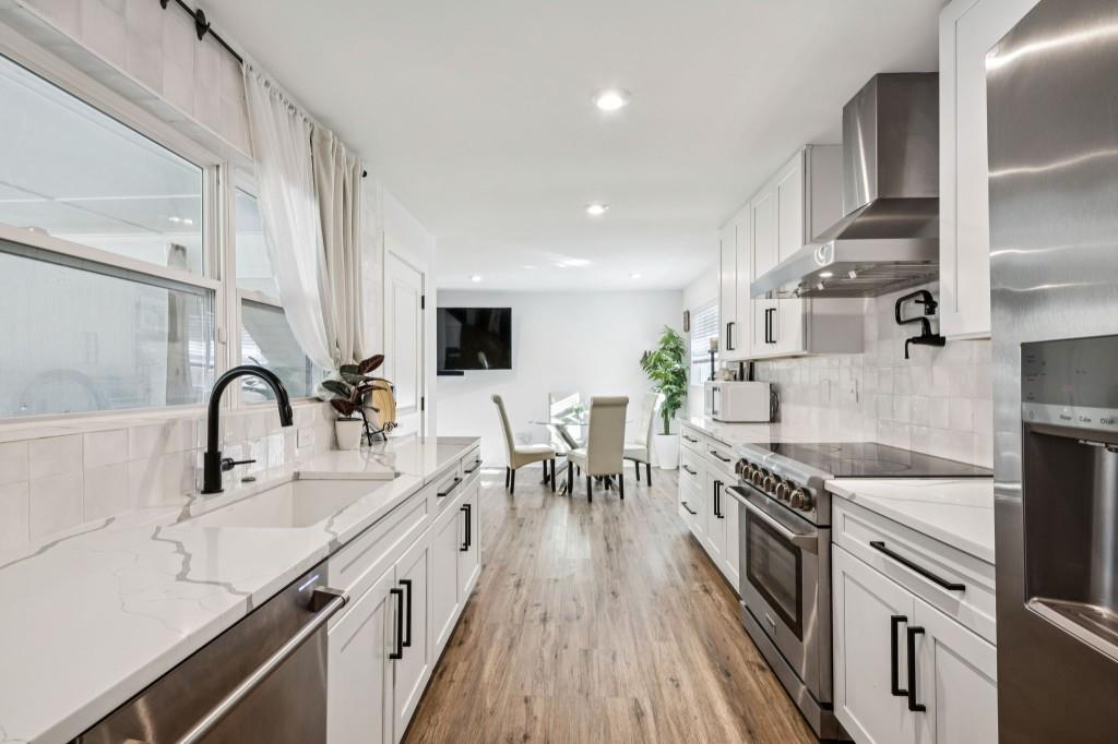 2432 Kelly Lake Drive